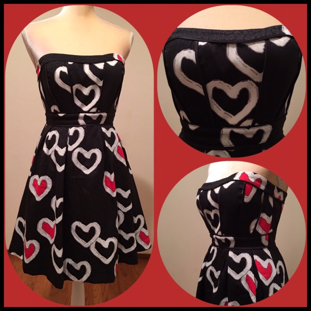 Jessica Simpson • Strapless Mini Heart Dress
